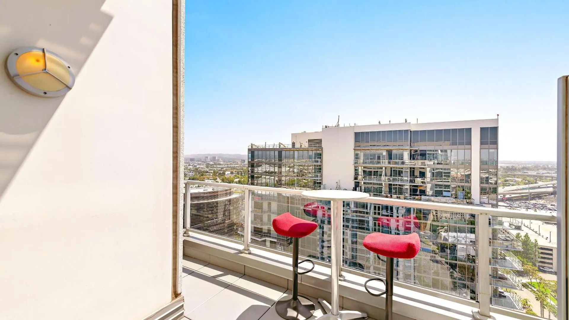 Oceanview 25Th Floor Luxury Penthouse Apartment Santa Ana